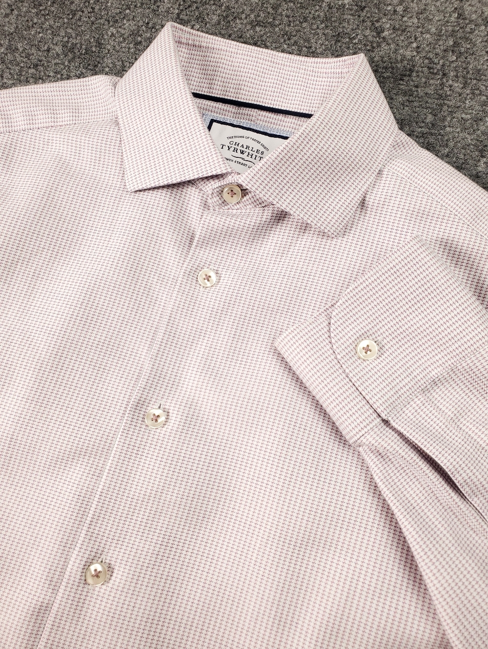 Charles Tyrwhitt Dress Shirt 15.5 35 Non Iron Classic Fit Pink Micro Houndstooth